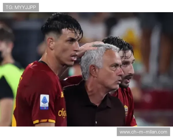 C罗爆争议发言！葡萄牙陷两难，球迷怒怼：请退位！